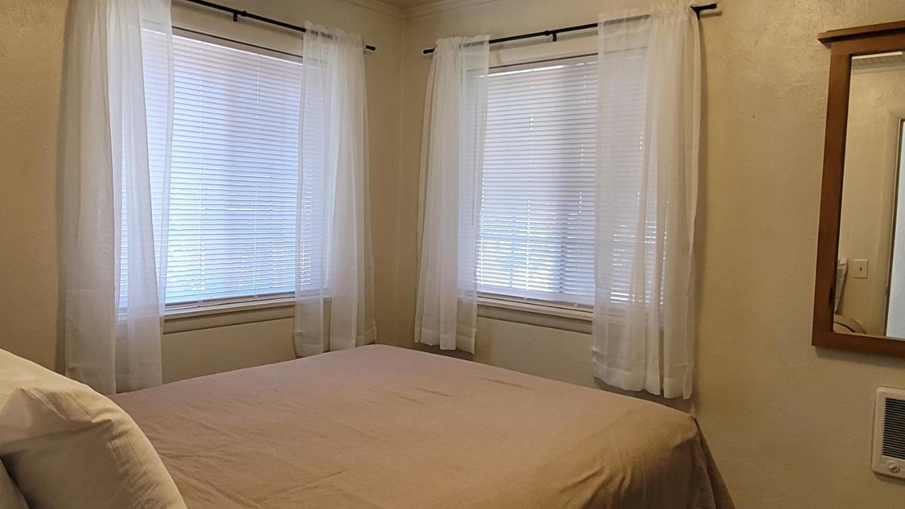 Moonlight Resort Suites & Sleeps Hoodsport Exteriör bild